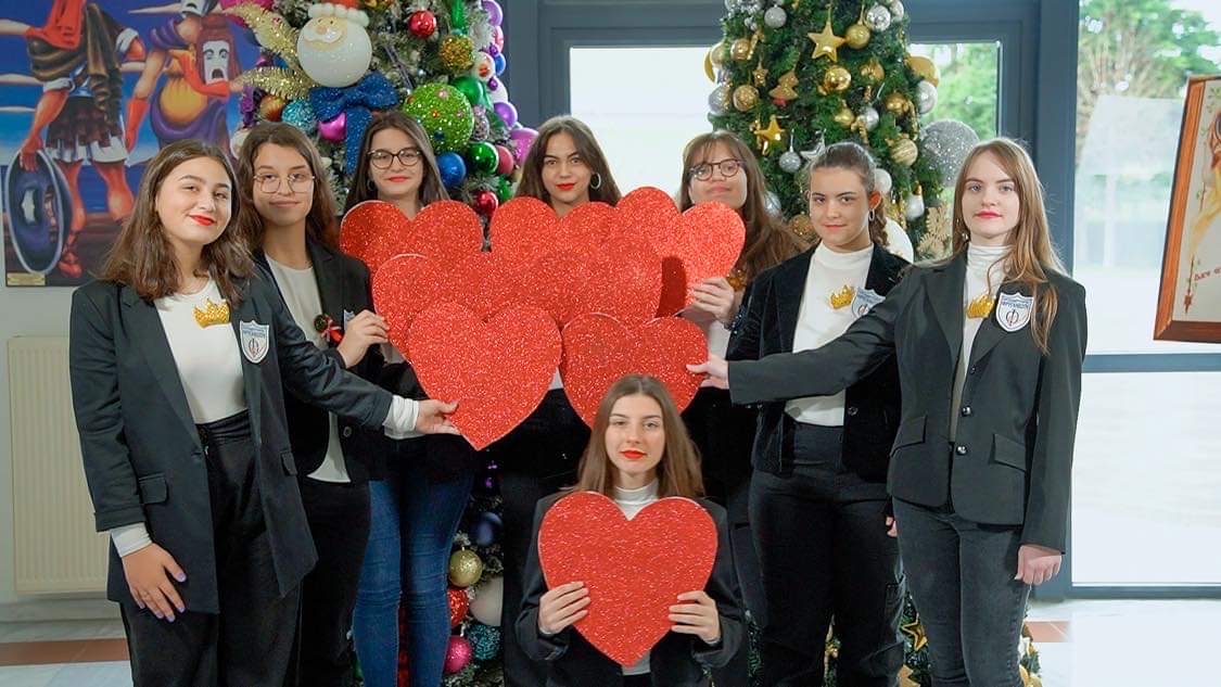 Οι μαθήτριες που συμμετείχαν στην παράσταση