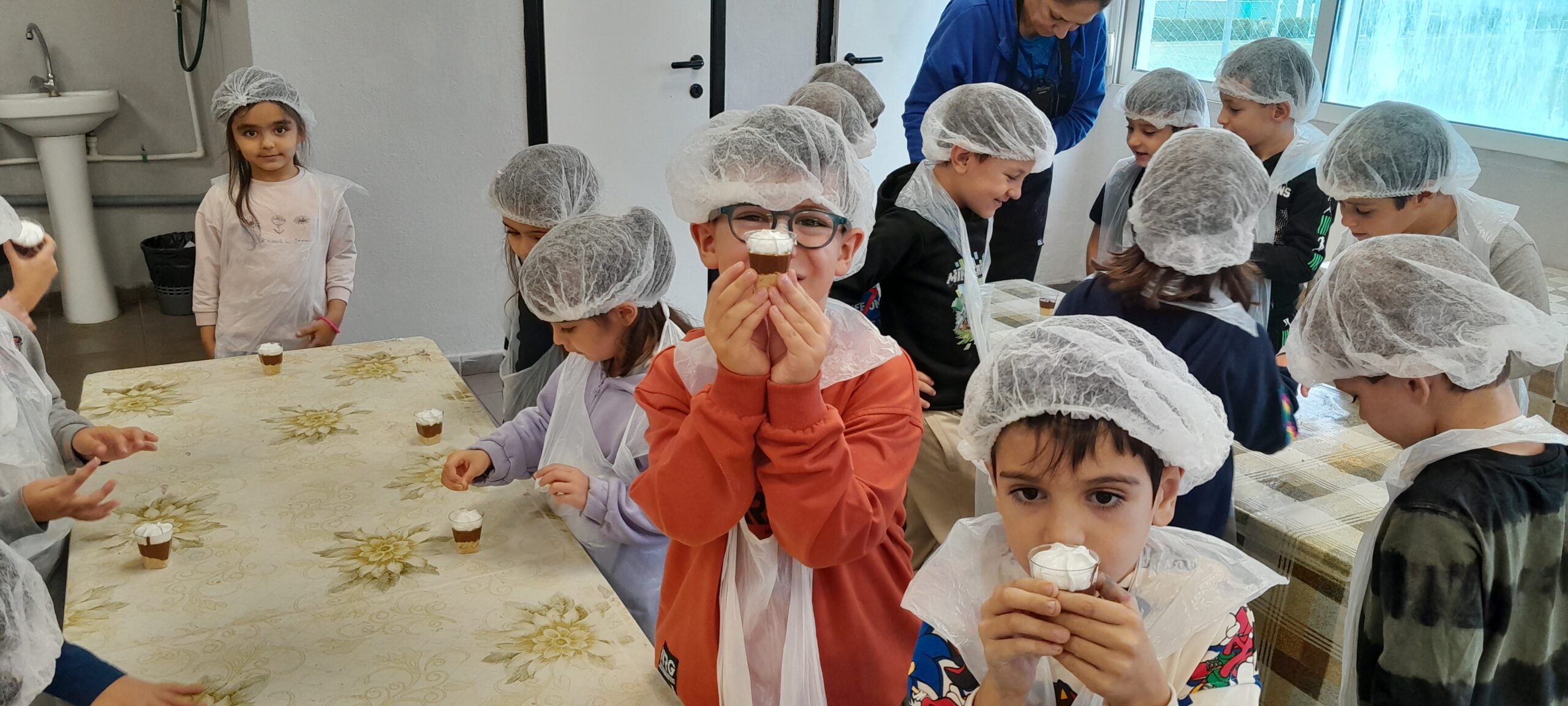 Οι μαθητές μας μαθαίνοντας για την ζαχαροπλαστική