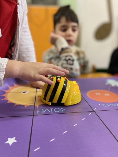 Εκπαιδευτικό παιχνίδι για τους πλανήτες 